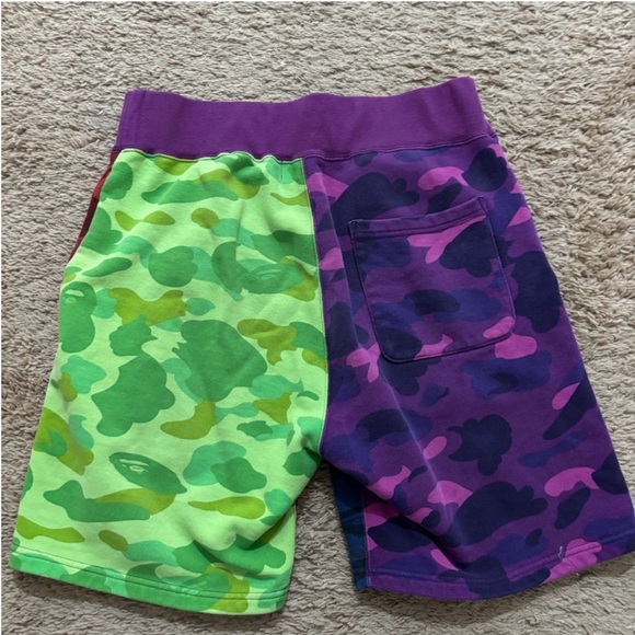 Men’s Bape crazy Camo Shorts size medium - Picture 2 of 6